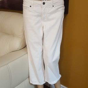 Lee white jean  cropped /capris